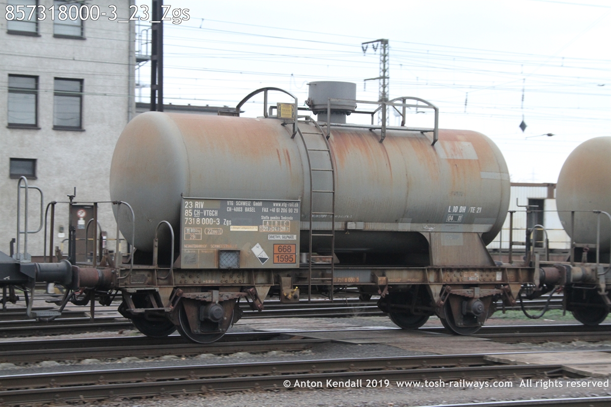 857318000-3_23_Zgs.JPG